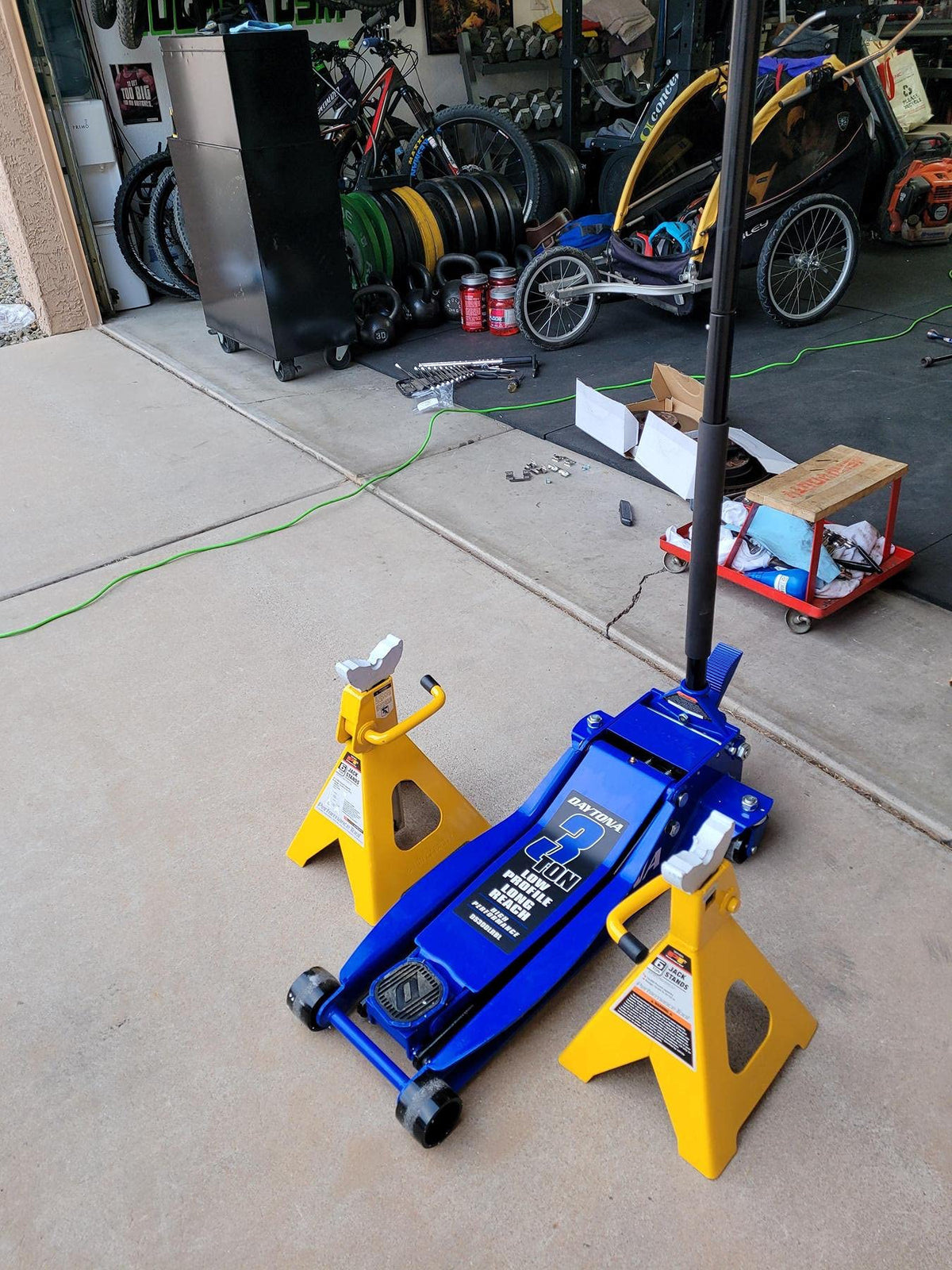 3 ton Low Profile Steel Floor Jack W77114