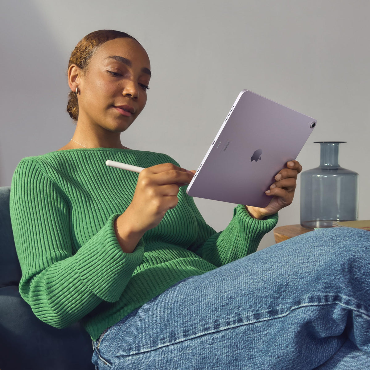 11-inch Liquid Retina Display 1TB Wi-Fi 6E 5G Cellular Tablet G20670